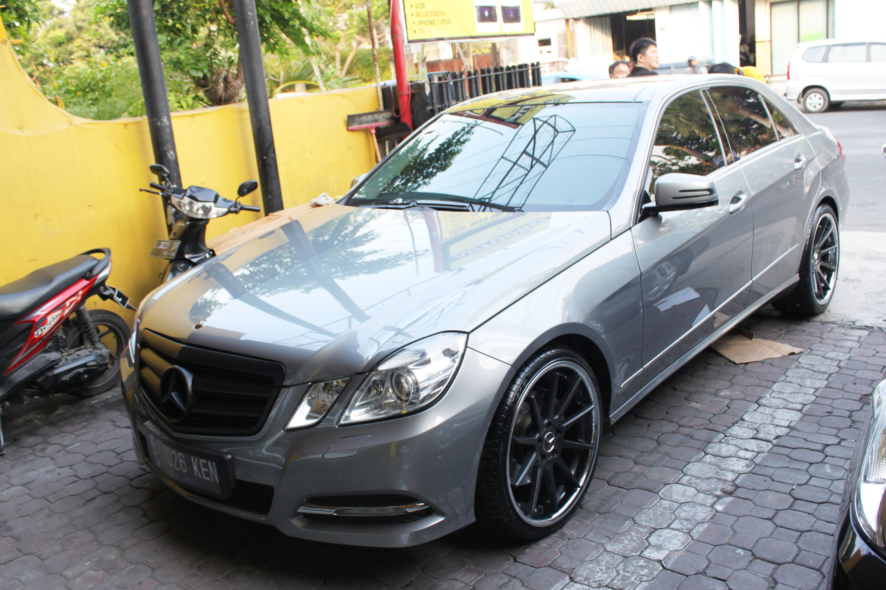Mercedes-Benz