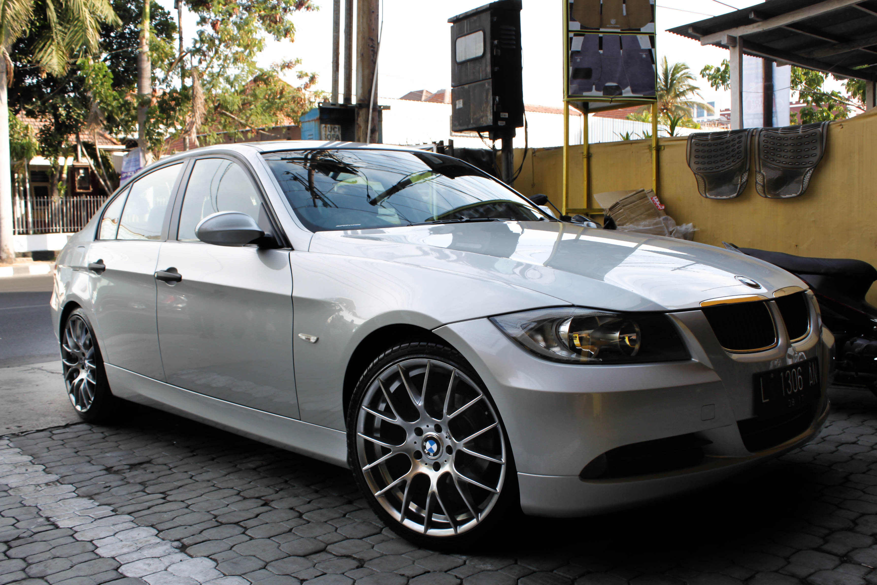 BMW