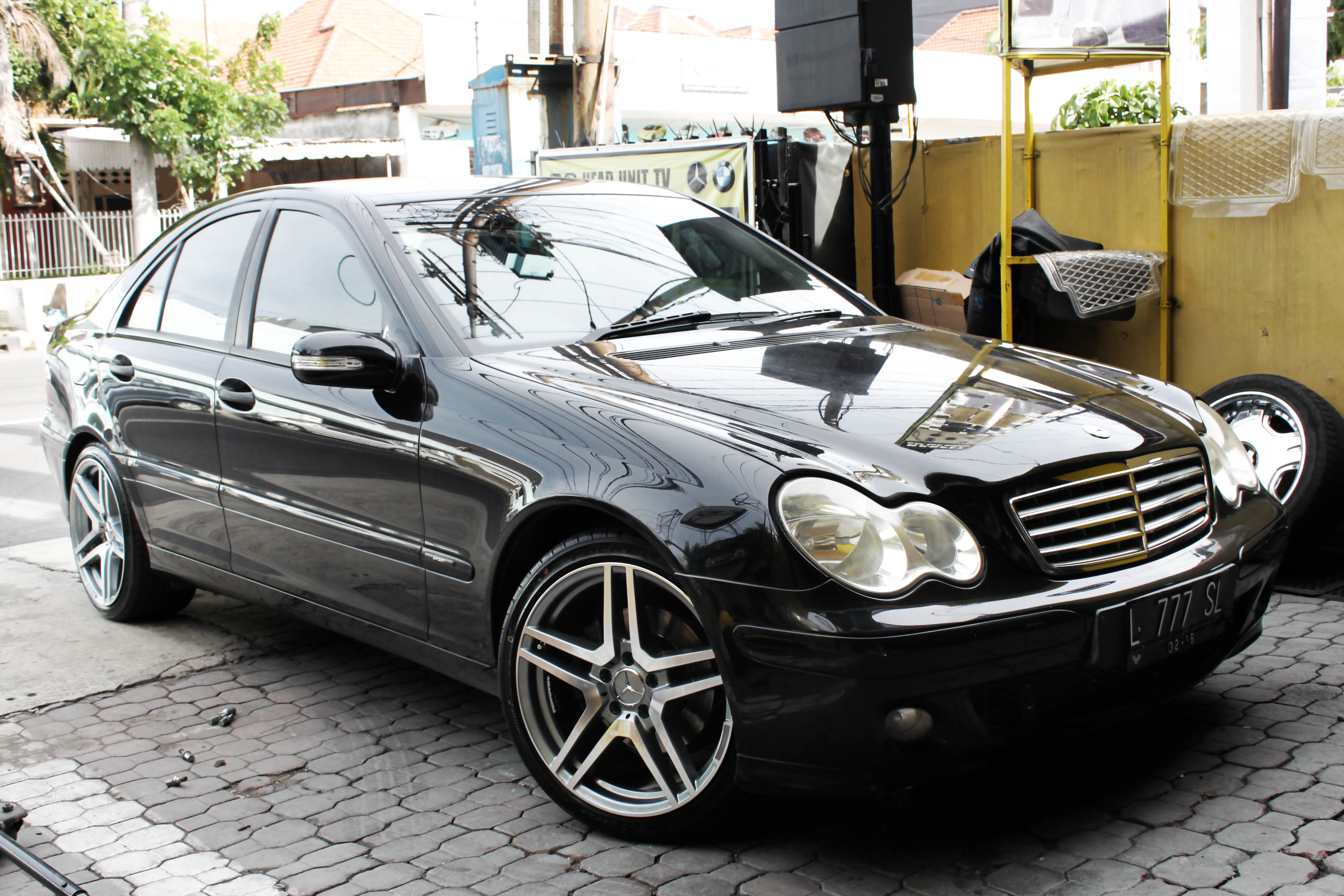 Mercedes-Benz