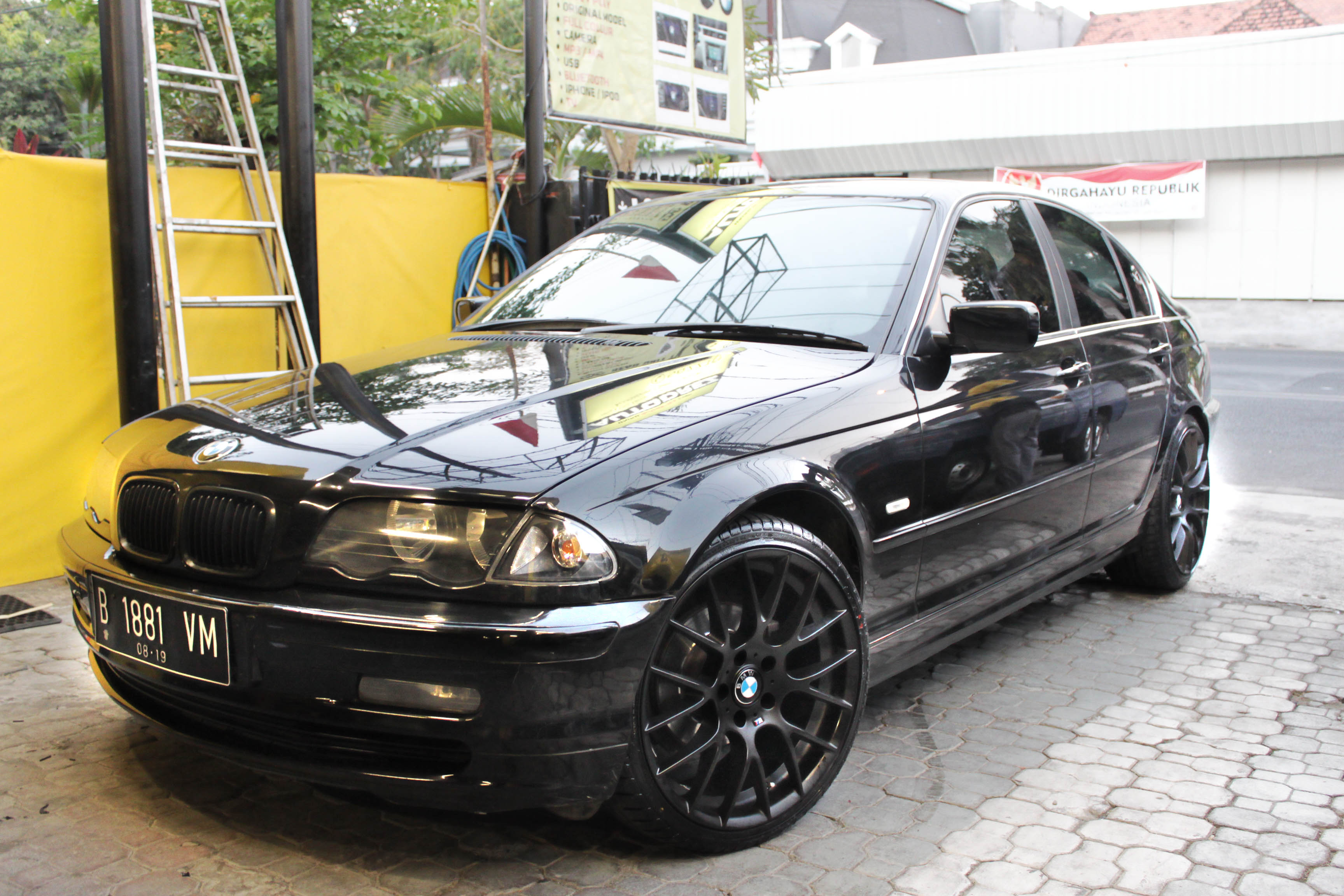 BMW