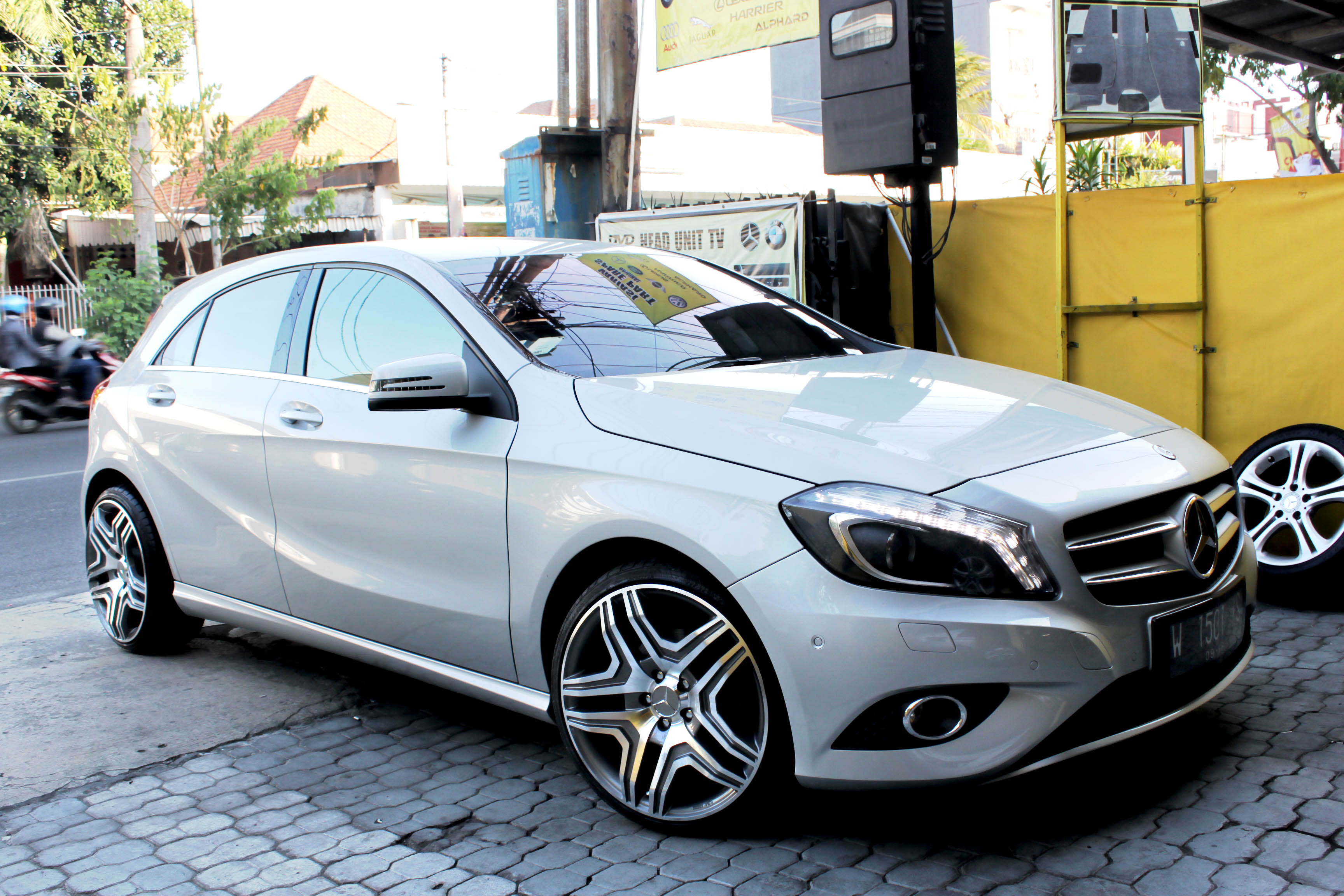 Mercedes-Benz