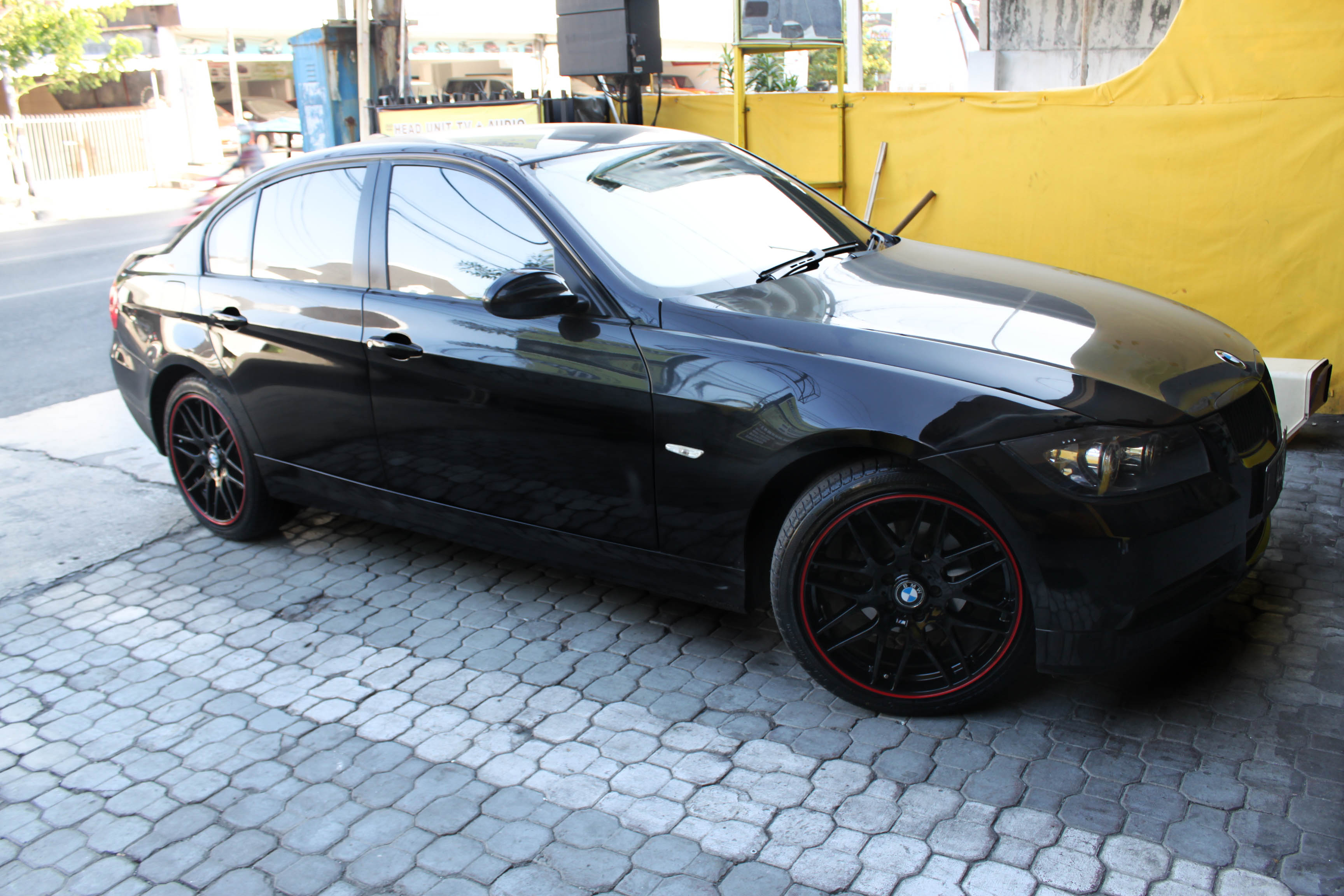 BMW