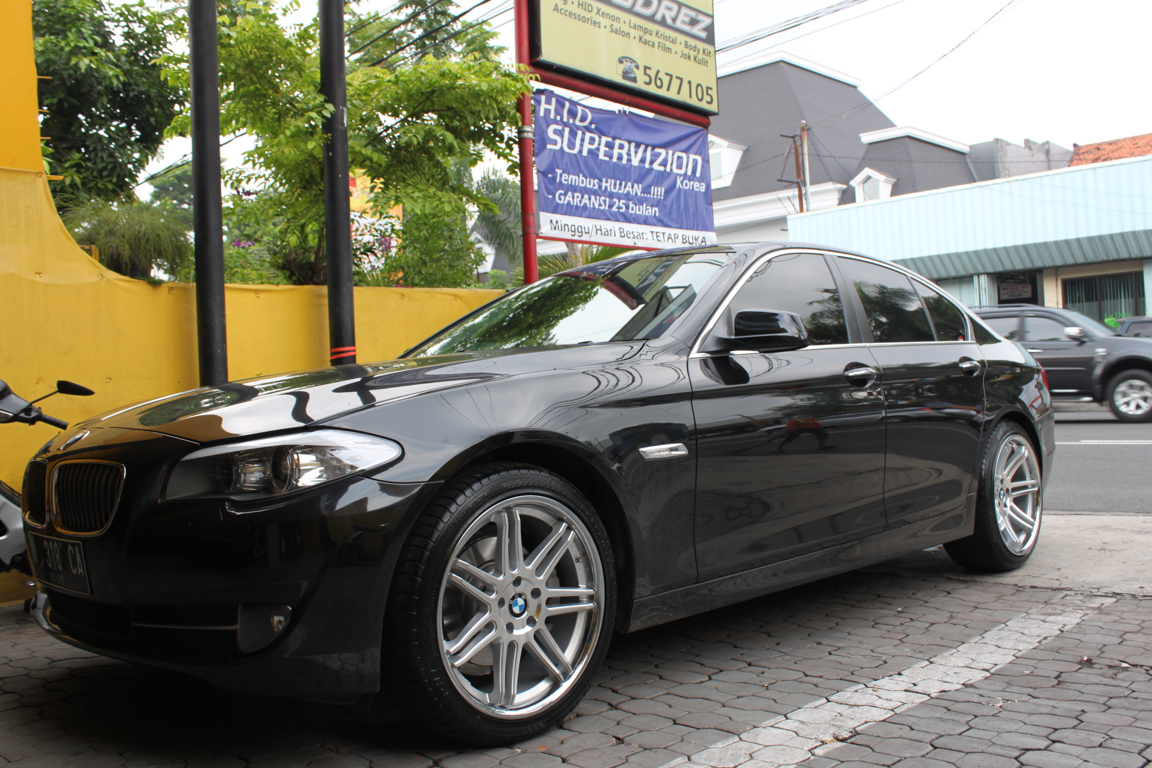 BMW