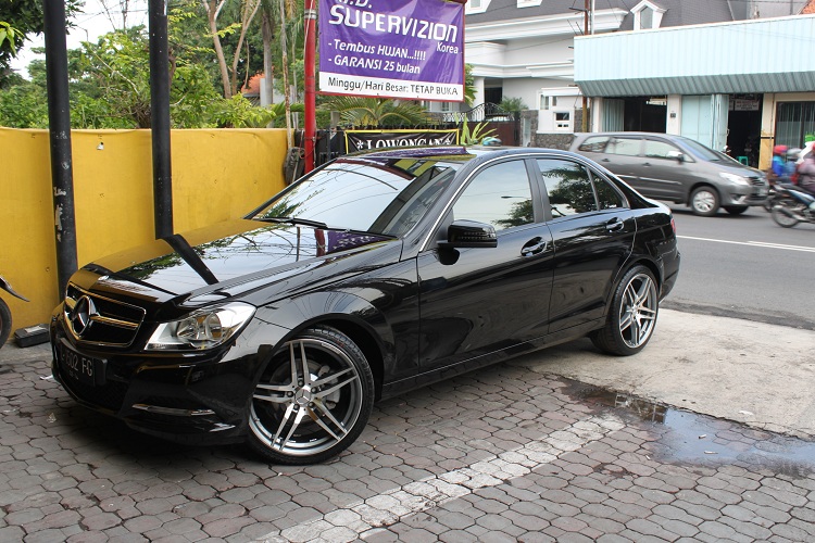 Mercedes-Benz