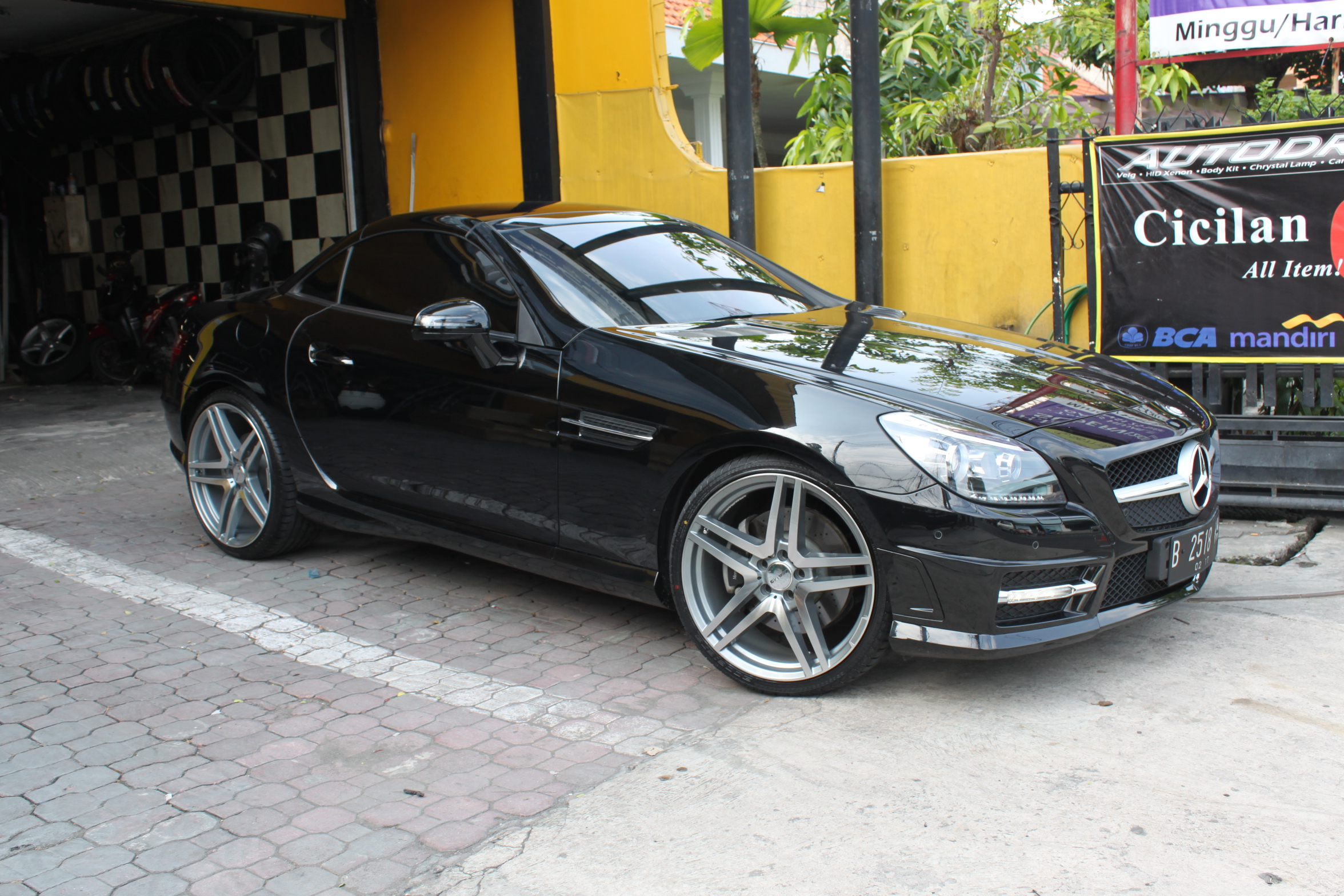 Mercedes-Benz