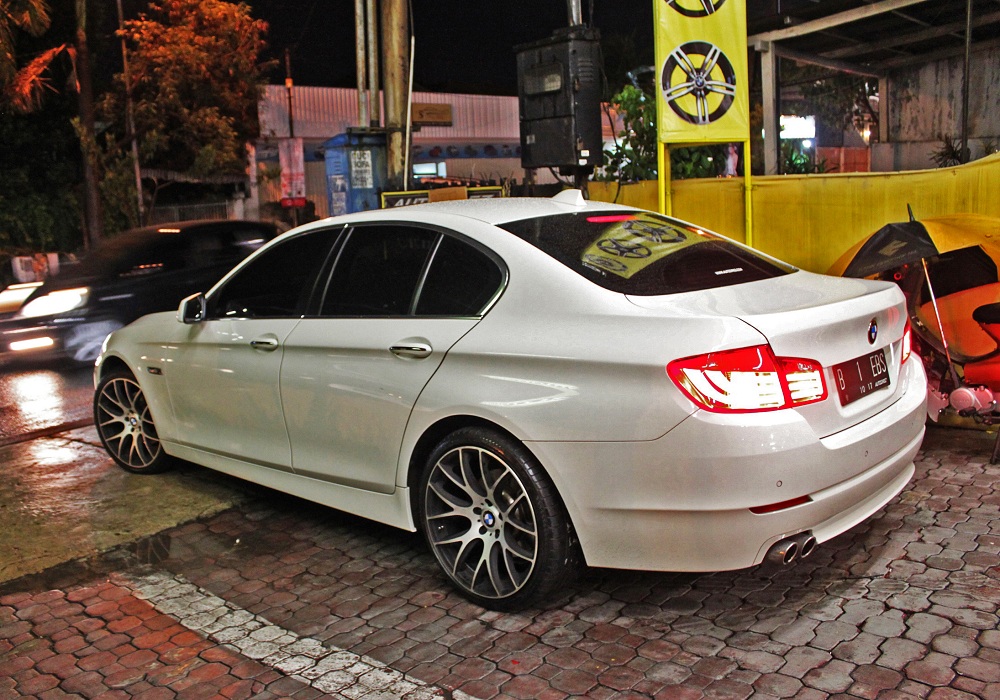 BMW