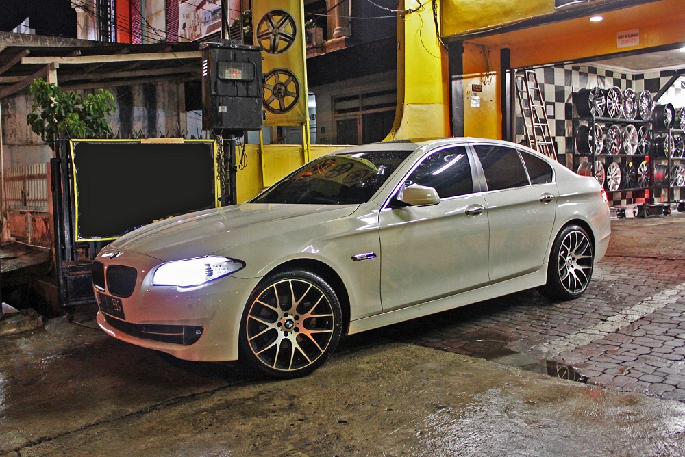 BMW