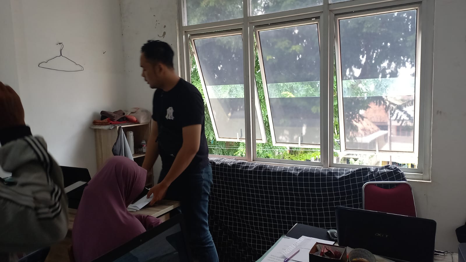 Polisi Tangkap Pelaku Pencurian Handphone di Palembang yang Bermodus Meminta Sumbangan