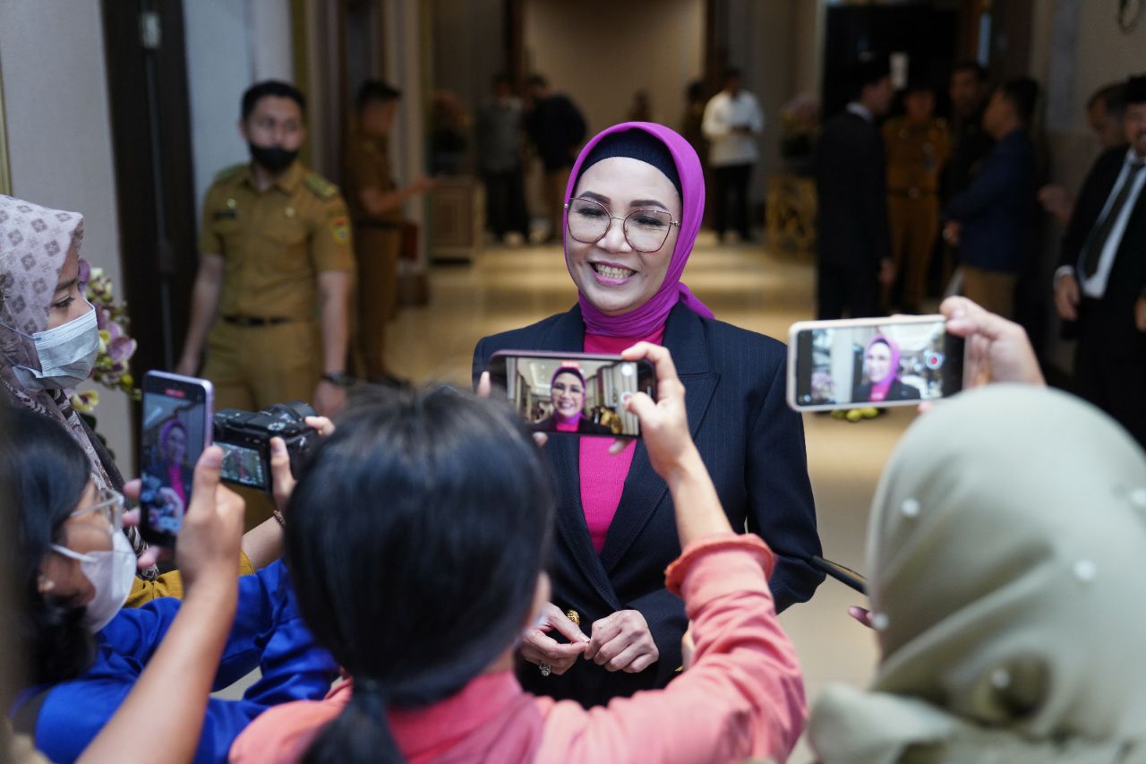 Pempek Menu Wajib Berbuka