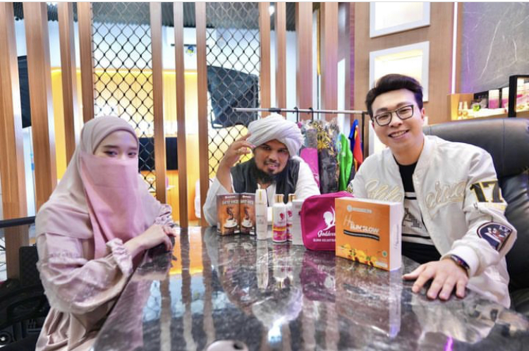 Inara Lepas Cadar Usai Layangkan Gugatan, Ini Alasannya