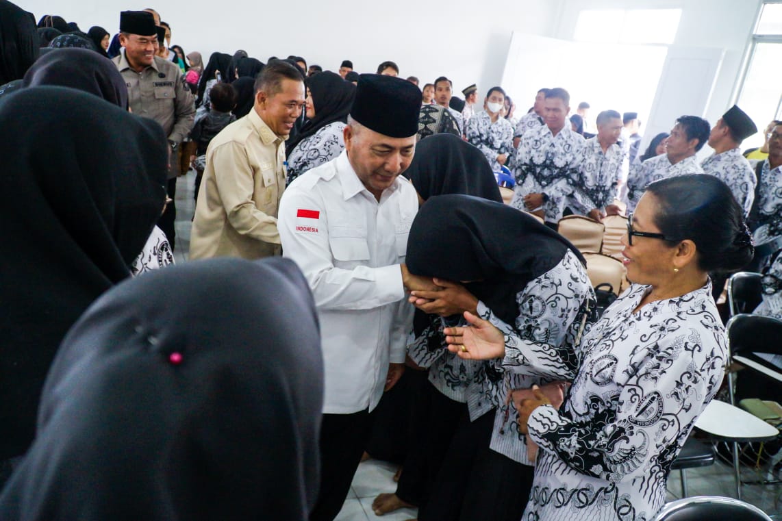 Dukungan Terus Mengalir, Giliran Guru di Lalan Dorong Apriyadi Jadi Calon Bupati Muba