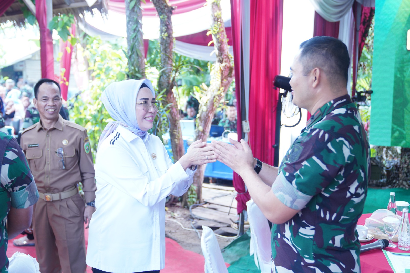Ketua DPRD Sumsel Hadiri Acara Bakti Sosial dan Launching Program TNI AD Manunggal Air