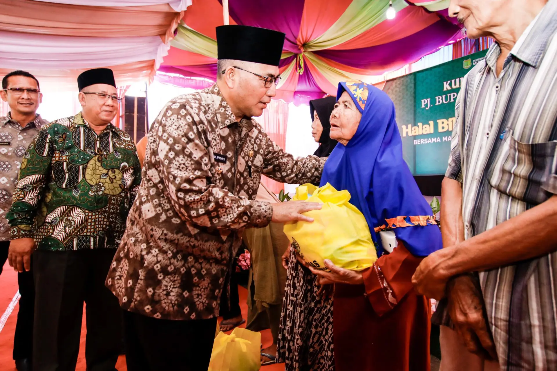 Warga Sungai Keruh Bahagia Tahun ini Tiga Jembatan dan Kantor Camat di Bangun