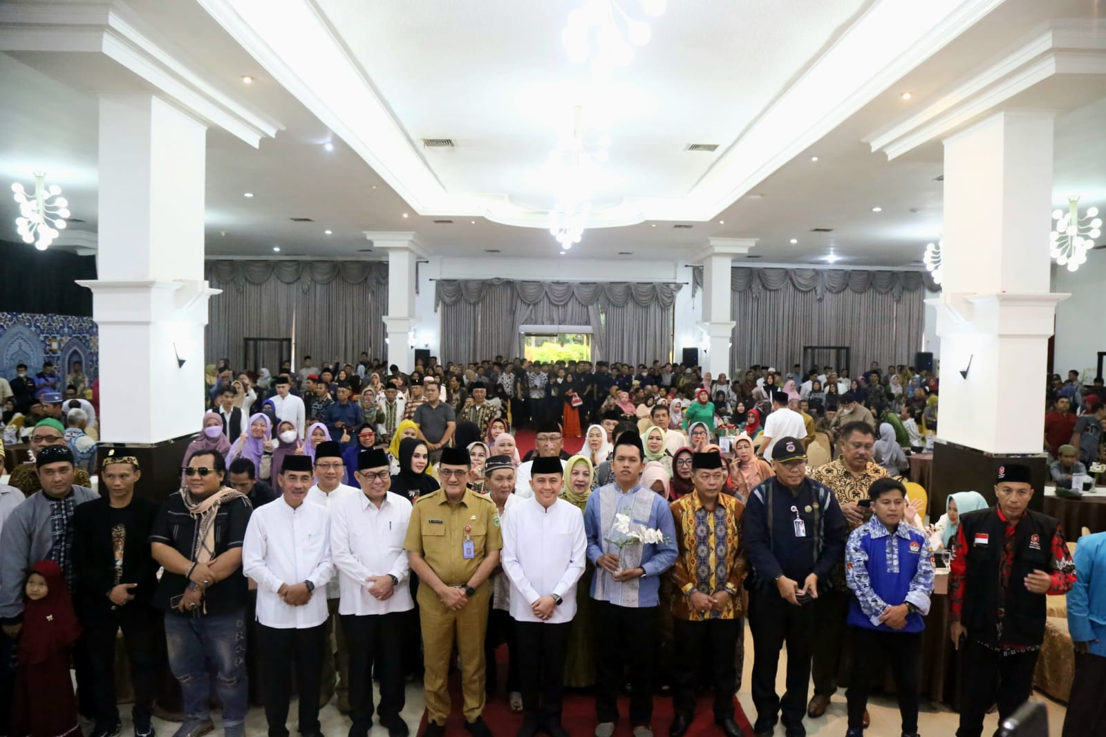 Eratkan Silaturahmi dan Kemitraan, Pj Gubernur Agus Fatoni Buka Puasa Bersama Ormas, LSM dan Kalangan Aktivis