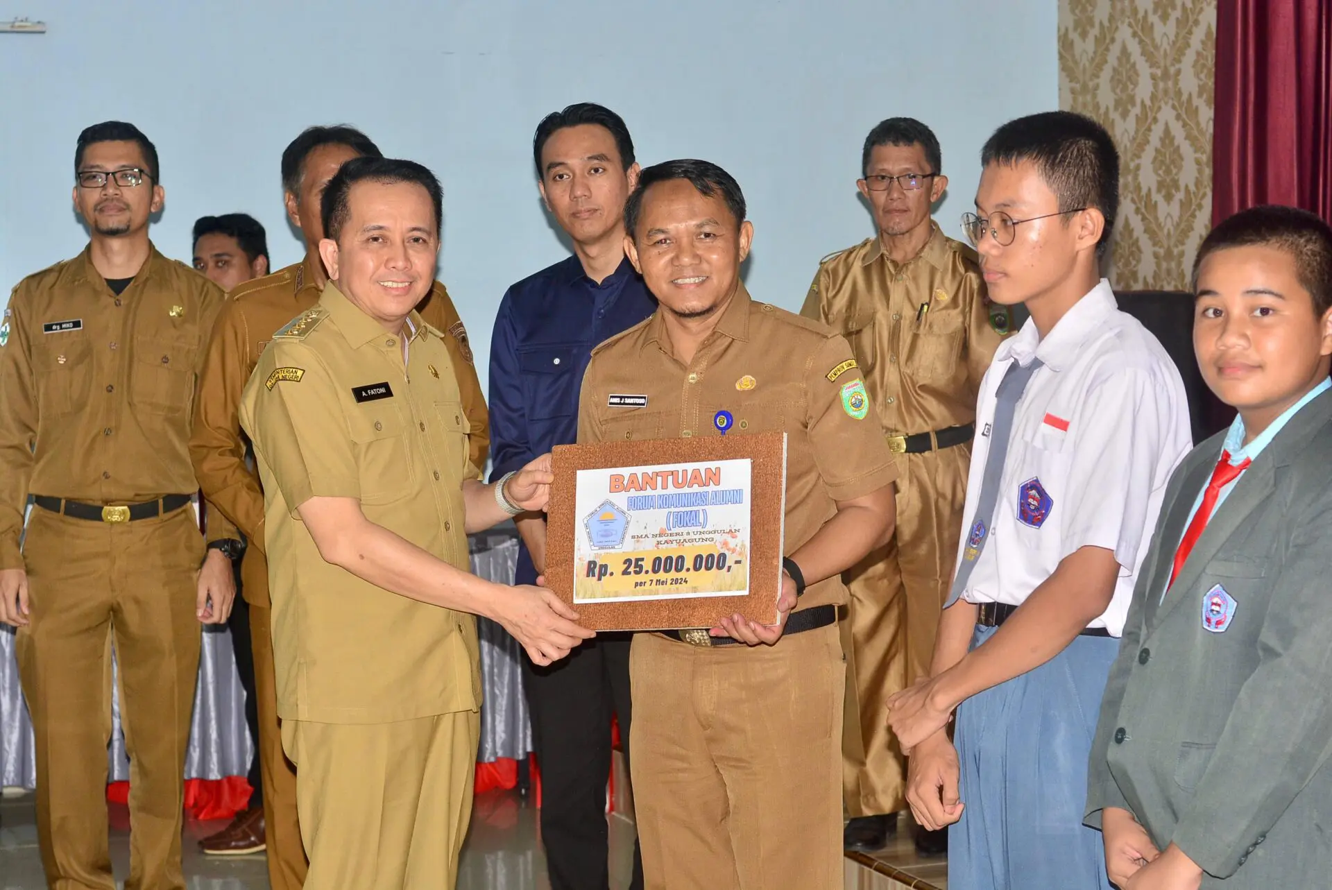 Pj Gubernur Agus Fatoni Janji Segera Renovasi Bangunan Asrama SMAN 3 Kayuagung OKI yang Terbakar