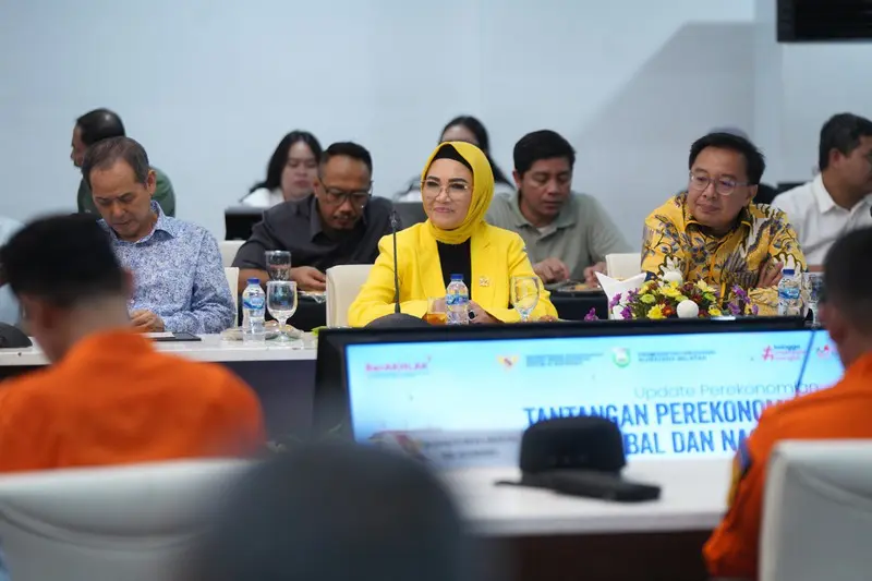 RA Anita Simak Pengarahan Menko Perekonomian RI Airlangga Hartarto