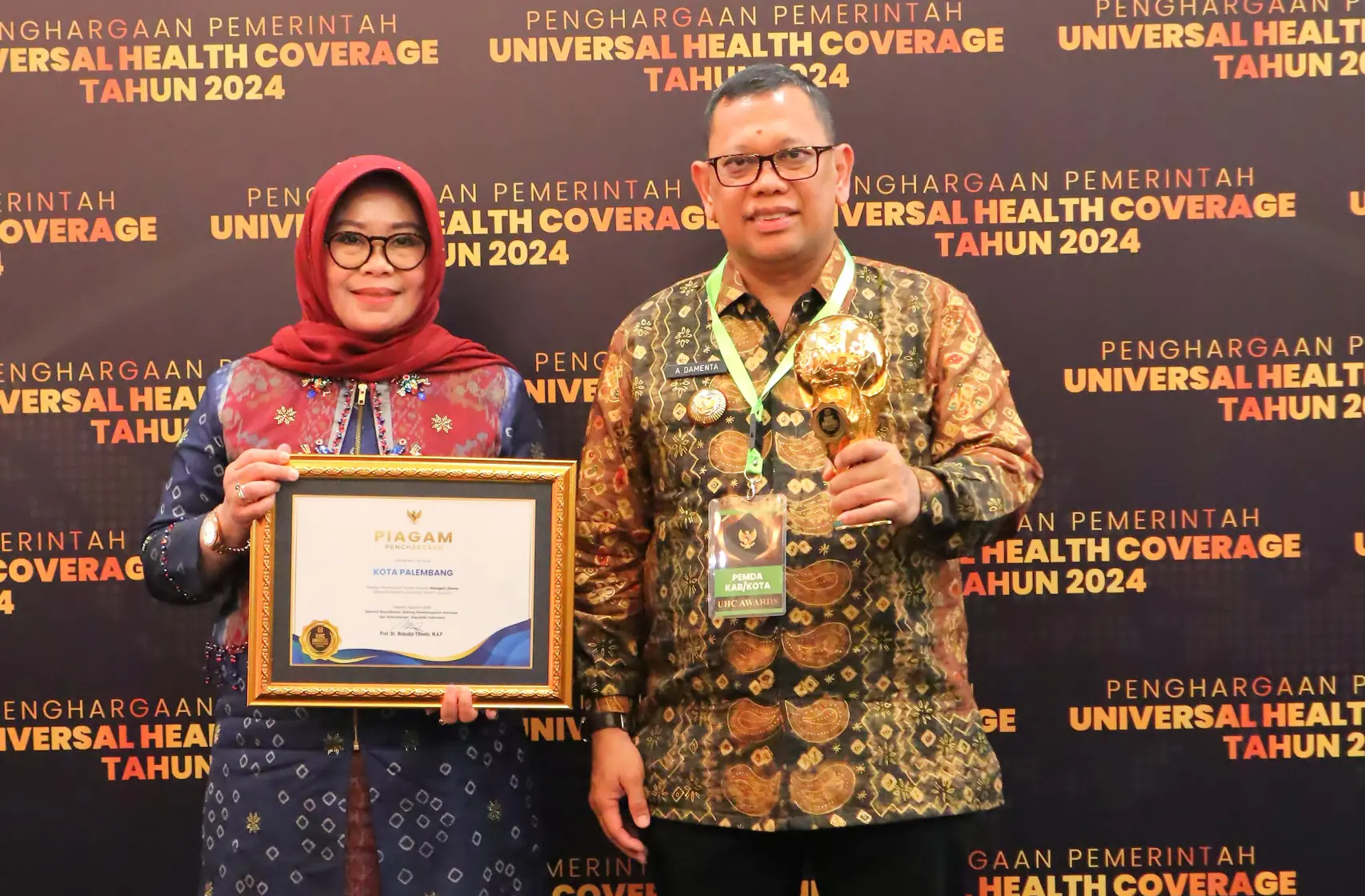 Keren! Kota Palembang Sukses Raih Penghargaan untuk Kriteria Utama dalam UHC Awards