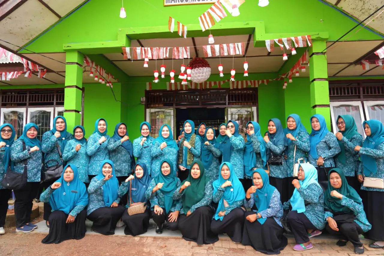 Kunjungan Kerja ke Desa Margo Mulyo, Pj Ketua TP PKK Sumsel Melza Elen Setiadi Dorong Produk UP2K Desa Jadi Icon Daerah