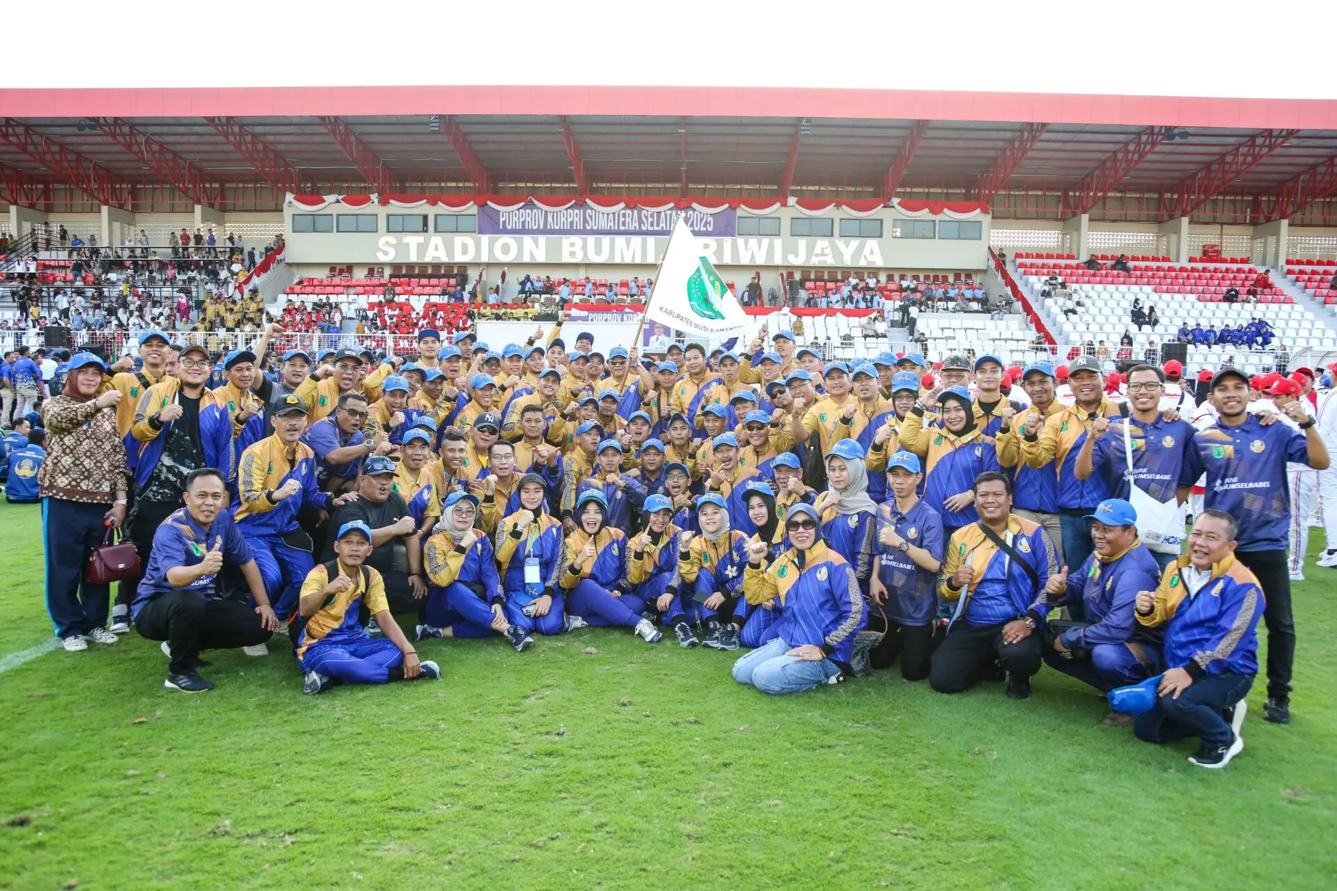 Bupati HM Toha Boyong 126 Atlet dan Official Ikuti Pembukaan Porprov Korpri Sumsel 2025