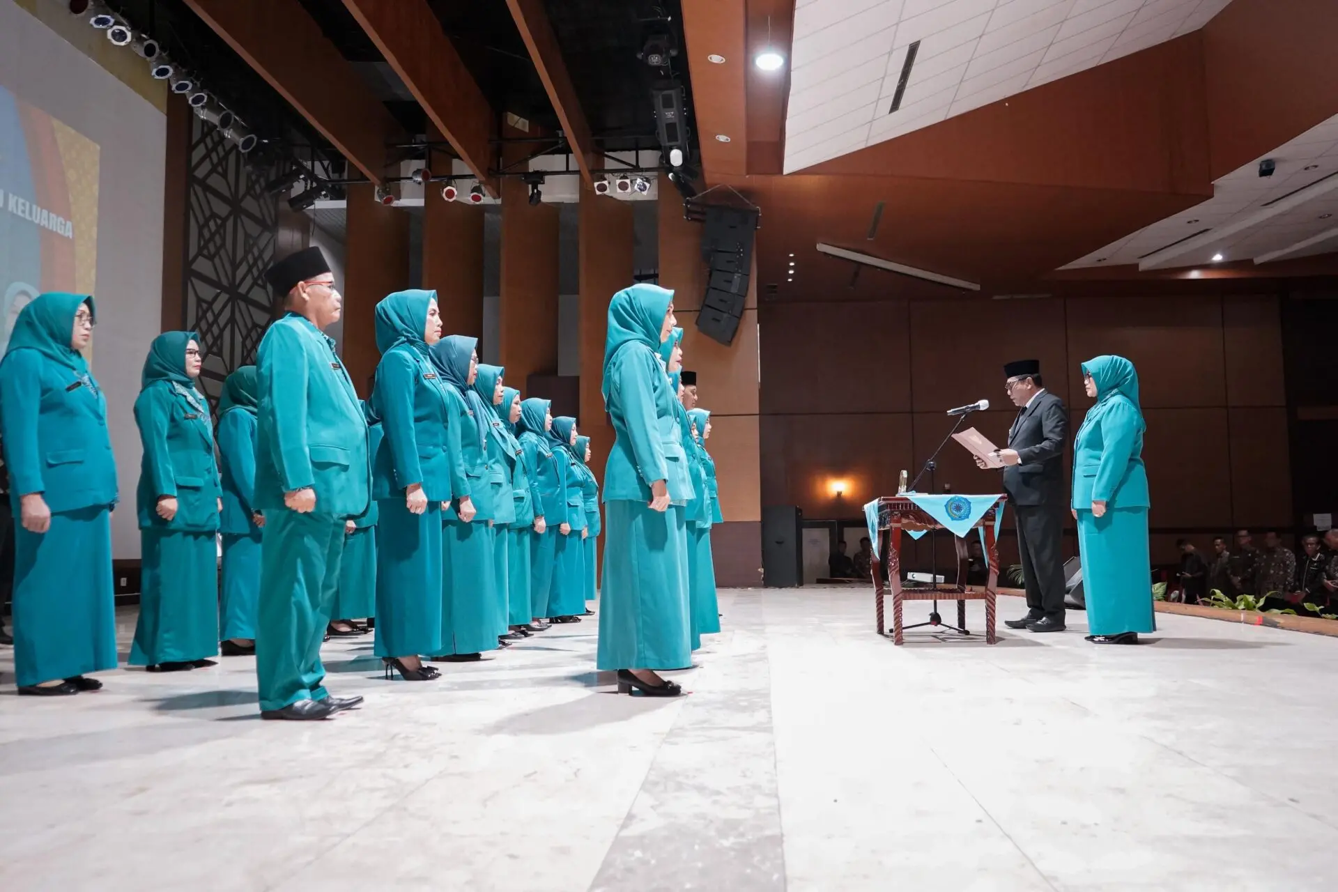 Bupati H M Toha dan Wabup Rohman Lantik Ketua dan Pengurus TP PKK Muba Masa Bakti 2025-2030