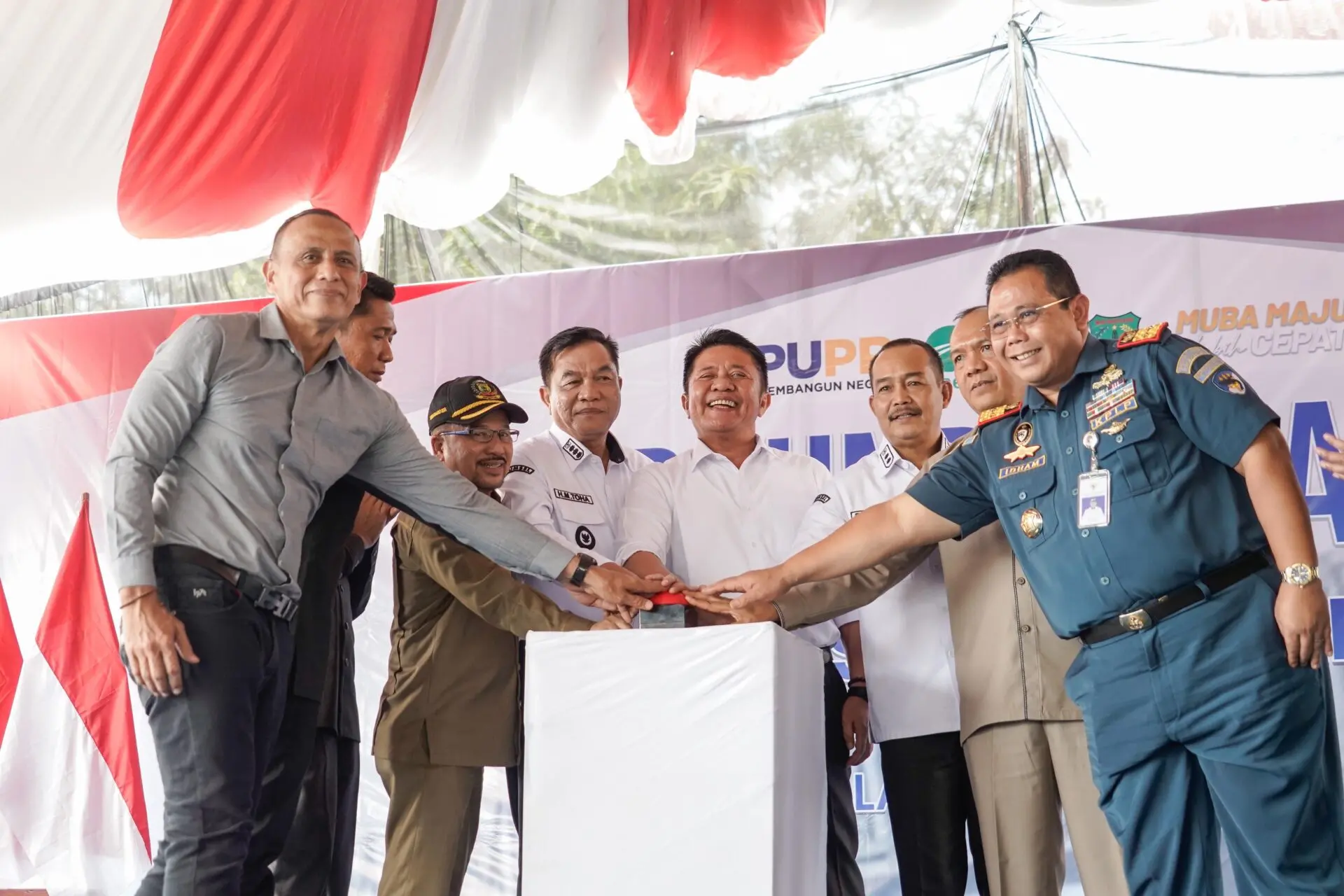 Bupati Muba H M. Toha Resmikan Groundbreaking Revitalisasi Jembatan P6 Sungai Lalan