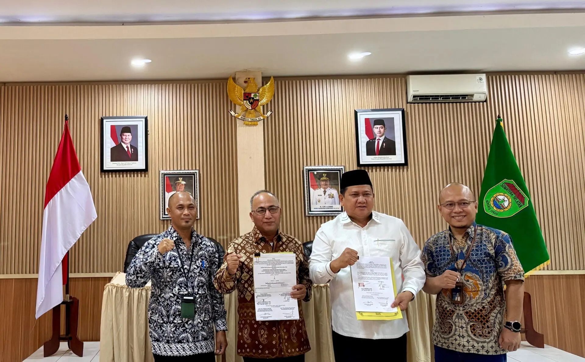 Lima Desa Kawasan Hutan di Muba Dapat Pasokan Listrik