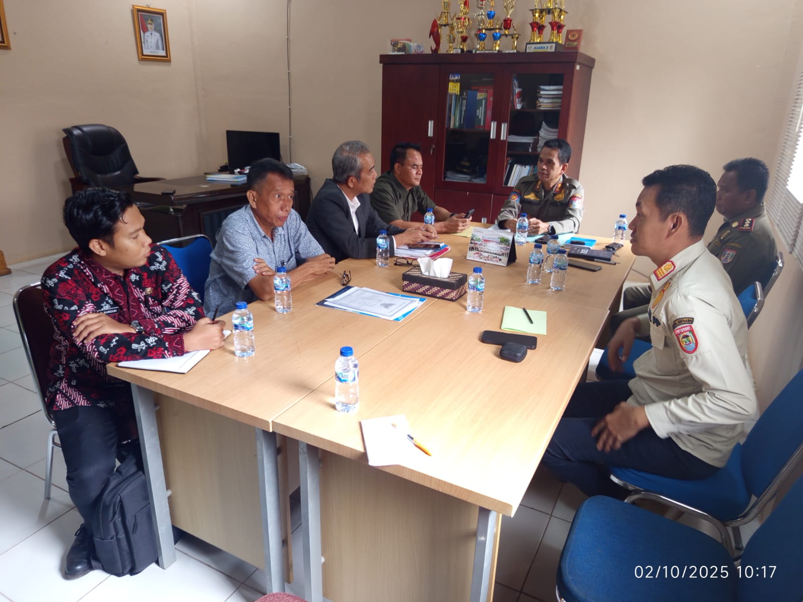 Sat Pol PP Banyuasin Tindaklanjuti Laporan Bangunan Berdiri Tanpa IMB di Atas Lahan Orang Lain di Jakabaring