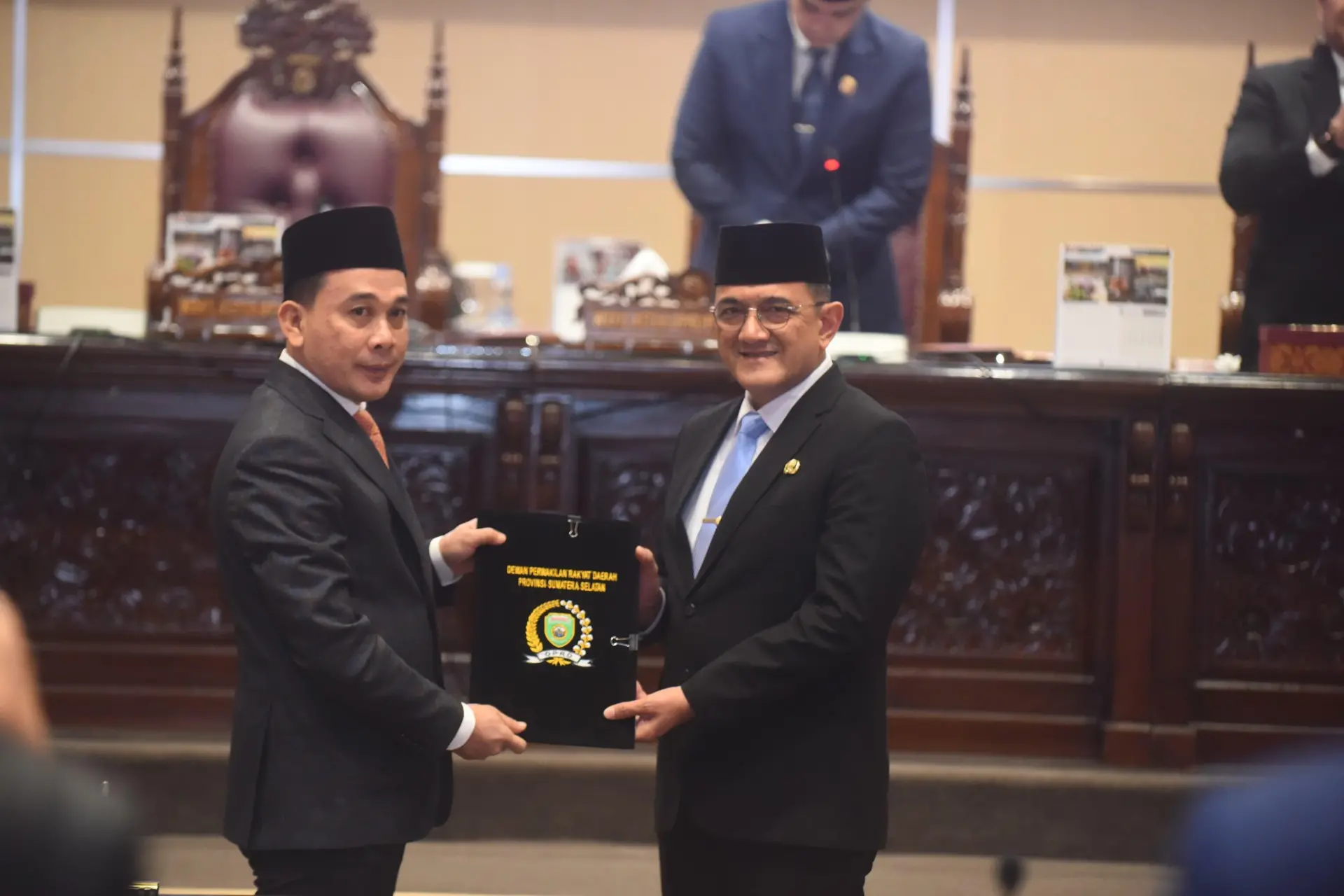 Rapat Paripurna XXI DPRD Sumsel Tetapkan 9 Ranperda 2025
