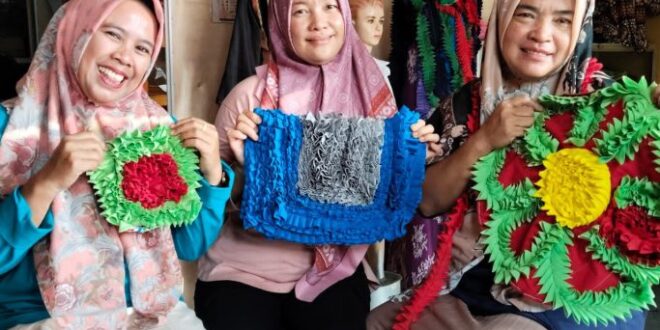 Kembangkan UMKM Berbasis Upcycling di Desa Banu Ayu