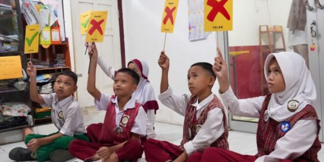 Rayakan Hari Anak Nasional dengan Ruang Belajar Kreatif di Kampung Literasi 26 Ilir