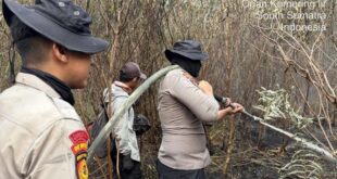 Berjibaku Padamkan Api Karhutla di Lahan PT Samora OKI