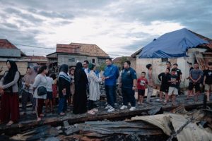 Bantu Rakyat, DPD PAN Palembang Berikan Bantuan Kepada Korban Kebakaran 36 Ilir