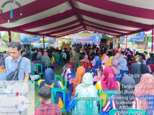 Anggota DPR RI Irma Suryani Sosialisasikan BPJS Kesehatan di Kecamatan Buay Pemaca
