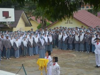 SMA Negeri 2 Martapura Gelar Upacara Pembukaan MPLS Di Hari Pertama Tahun Ajaran Baru