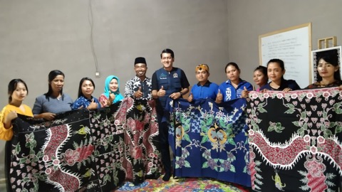 Rio Susanto Siap Promosikan Batik Lokal OKU Timur ke Luar Daerah