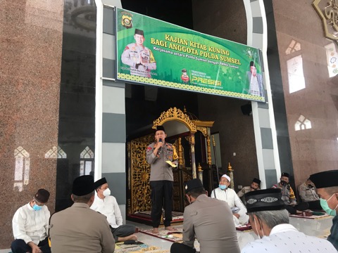 Kapolda Sumsel Irjen Pol. Prof. Dr. Eko Indra Heri Teladan Polisi di Indoneseia