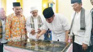 Herman Deru  Ingatkan Warga Sriguna Memakmurkan Masjid 