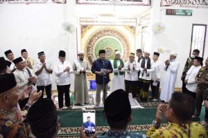Herman Deru Bangga Warga Tanjungan Barangan Bangun Masjid Secara Swadaya