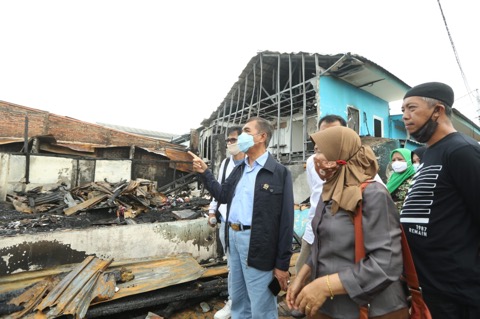 Demokrat Sumsel Bantu Korban Kebakaran di Jalan Ahmad Dahlan Palembang