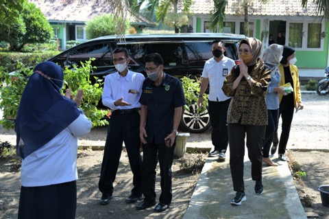 Persiapan Sekolah Tatap Muka, Ketua DPRD Sumsel Kunjungi SMK1 Gelumbang