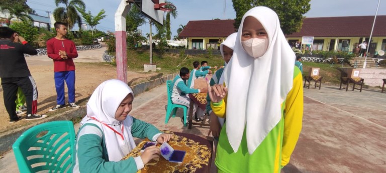 SMA Negeri 2 Martapura Ajarkan Demokrasi Lewat Pemilihan Ketua OSIS