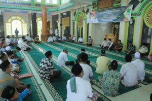 Bupati DRA Safari Jum'at di Keluang dan Resmikan Masjid Jami' Cipta Praja