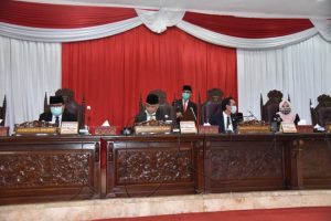 Paripurna XV DPRD Provinsi Sumsel, Sekda Sampaikan Jawaban Gubernur Terhadap Pemandangan Umum Fraksi 