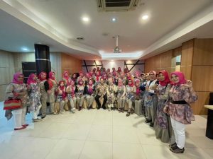Kompak, Emak-emak di Kota Palembang Dukung Akbar Alfaro untuk Walikota 2024