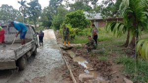 Meski Telah Selesaikan Target, Satgas TMMD Optimalisasi Infrastruktur Kampung Jawi