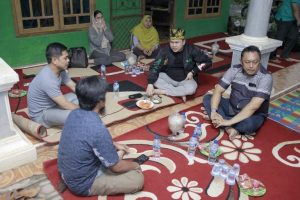 Mulai Safari Politik, H Amir Silaturahmi dengan Masyarakat Desa Tanjung Makmur OKU