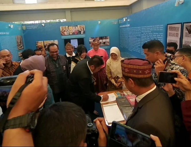 Dua Manuskrip Kuno Milik Kesultanan Palembang Darussalam  Tampil di Festival Literasi se- Sumsel Tahun 2022