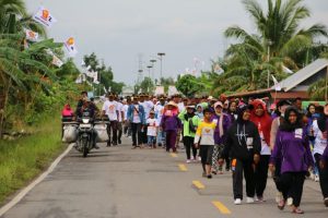 Pererat Silahturahmi ke Masyarakat, Noor Ishmatuddin Ajak Warga Jalan dan Senam Sehat