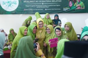 RA Anita Sampaikan Pesan Persatuan di Konferwil Muslimat NU