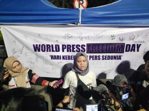Ingatkan Pentingnya Melindungi Jurnalis, AJI Palembang Gelar Aksi Lilin